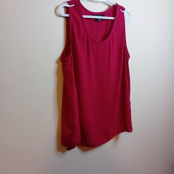 NWOT Michel Studio Sheer Cranberry Sleeveless Blouse Size 18 - Picture 4 of 11